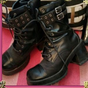 Adorable Bakers combat boots!